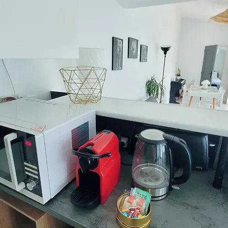 Διαμέρισμα Maison De Au Calme Avec Jardin Et Parking