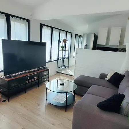 شقة Maison De Au Calme Avec Jardin Et Parking *