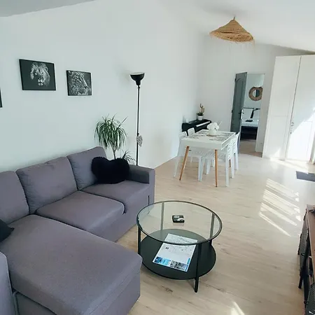 Maison De Au Calme Avec Jardin Et Parking Lägenhet *